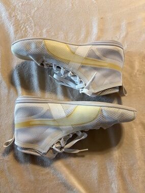 Puma White Mesh Sneakers with Pale Yellow Accent